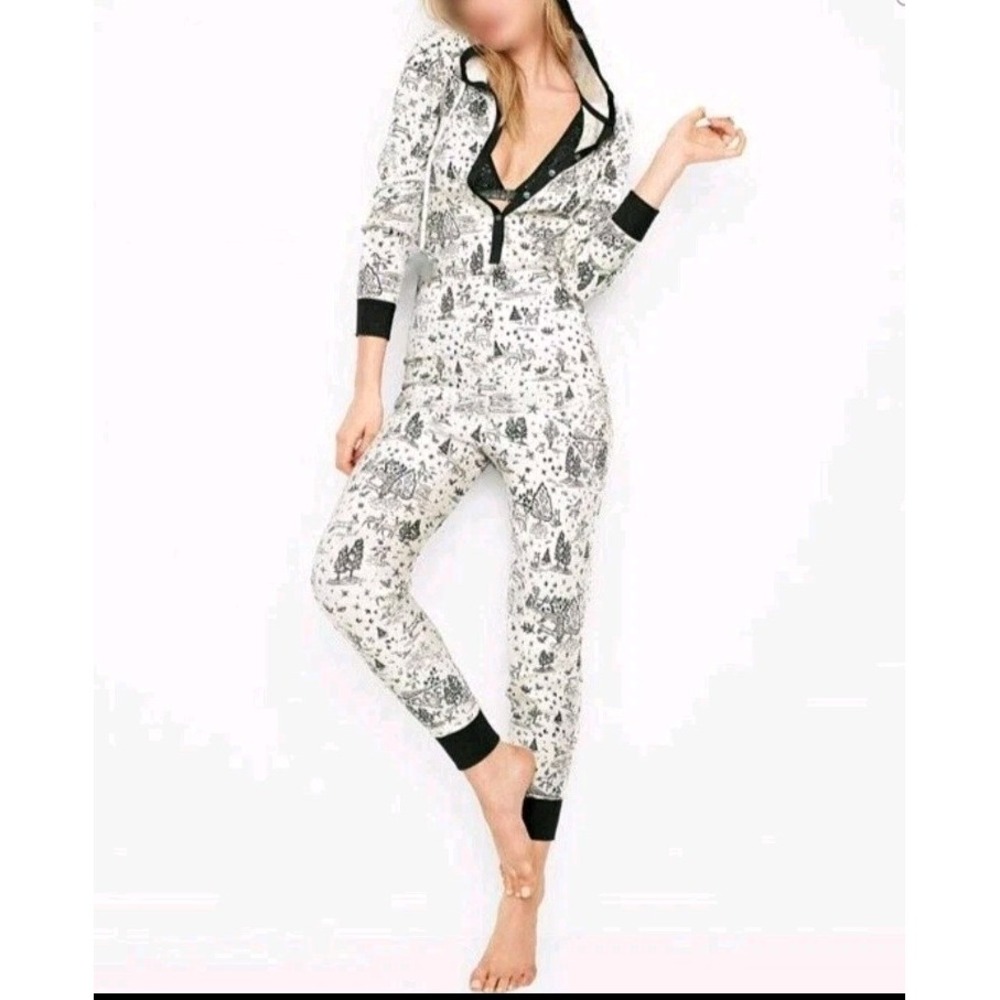 Victoria's Secret POM-POM Thermal One Piece Pajama HOODIE Long P/Small Woodland